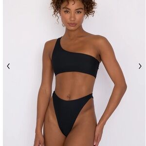 Black Skatie Bikini Top